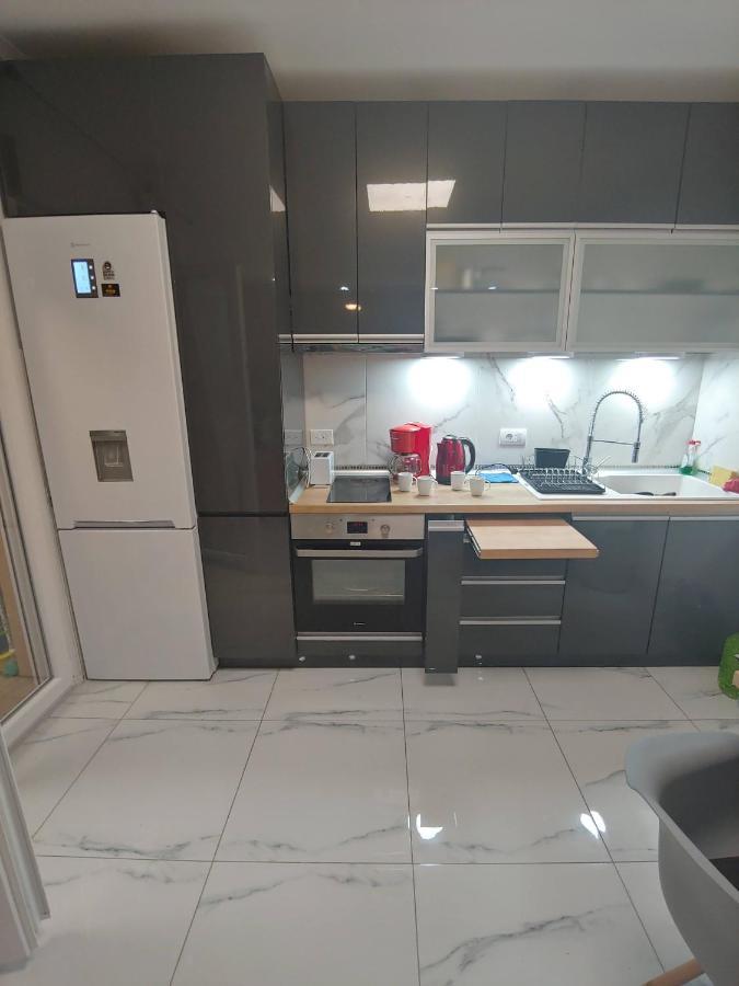 New!90Sqm10Minairport2Bedrooms Thessaloníki Ngoại thất bức ảnh